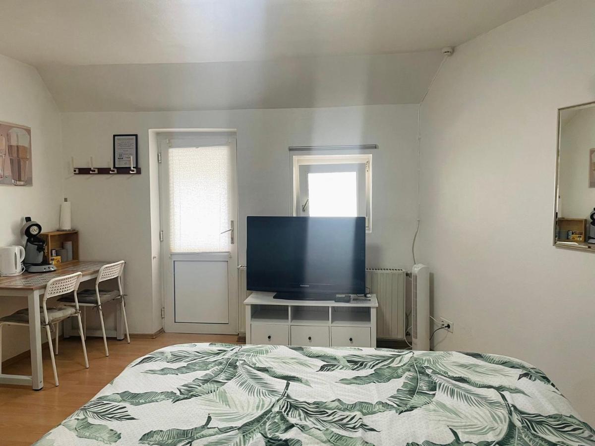 Easystay#2 Cozy Studio In Kliniknaehe, Mit Netflix,Kueche & Bad Bad Oeynhausen Exterior photo